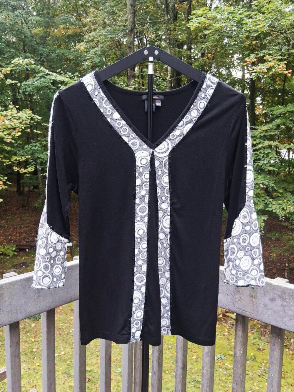 Radzoli Black Mixed Media Sequin Circle Accent Top - Size L